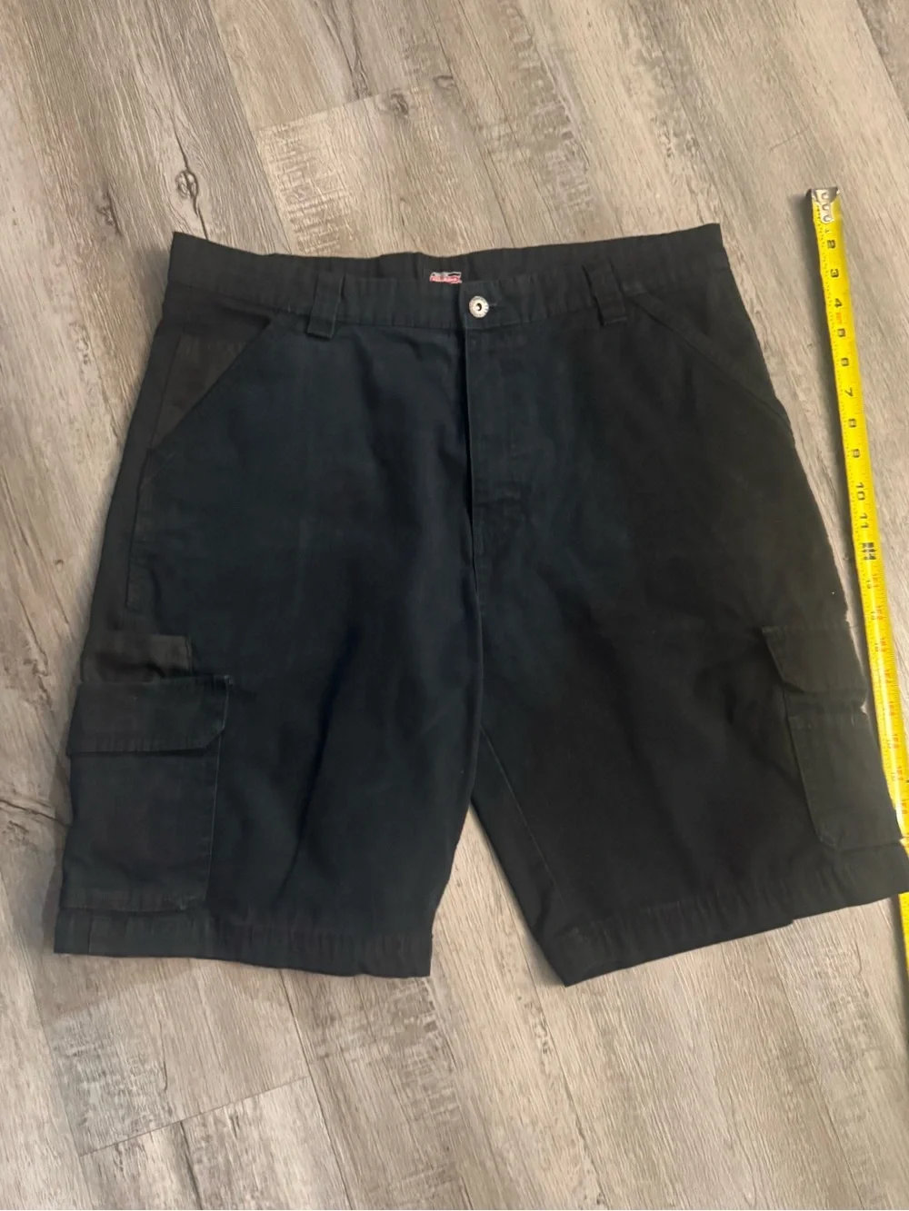 Dickies Black Men's Cargo Shorts with Side Pockets